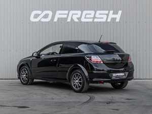 Хетчбэк Opel Astra GTC 2010 года, 760000 рублей, Краснодар