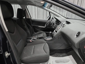 Хетчбэк Peugeot 308 2011 года, 515000 рублей, Красноярск