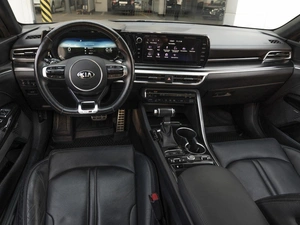 Седан Kia K5 2021 года, 2999999 рублей, Саратов