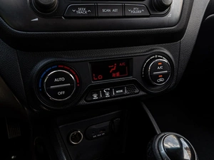 Седан Kia Rio 2011 года, 980000 рублей, Краснодар