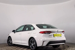 Седан Toyota Corolla 2019 года, 1789000 рублей, Пермь
