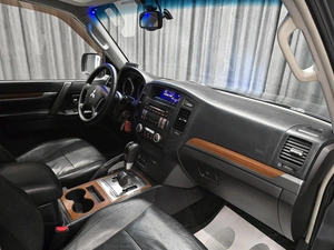 Внедорожник Mitsubishi Pajero 2007 года, 1319000 рублей, Красноярск