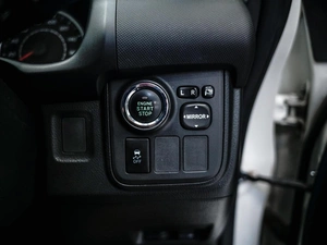 Минивэн Toyota Wish 2012 года, 1350000 рублей, Красноярск