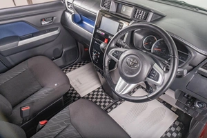 Хетчбэк Toyota Tank 2019 года, 1339000 рублей, Томск