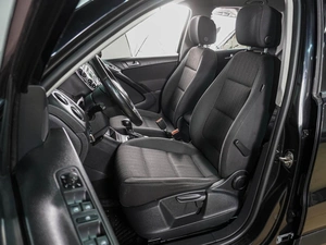 Внедорожник Volkswagen Tiguan 2012 года, 1249000 рублей, Воронеж