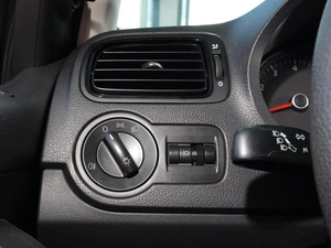 Седан Volkswagen Polo 2011 года, 638000 рублей, Тверь