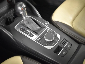 Седан Audi A3 2015 года, 1535900 рублей, Казань