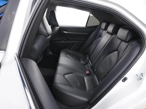 Седан Toyota Camry 2021 года, 3199050 рублей, Москва