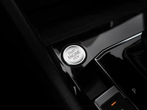 Внедорожник Volkswagen Tiguan L 2021 года, 3800000 рублей, Краснодар