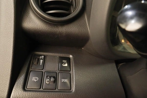 Внедорожник Toyota RAV4 2012 года, 1549000 рублей, Челябинск
