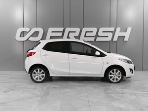 Хетчбэк Mazda 2 2011 года, 690000 рублей, Аксай