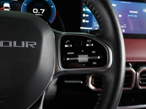 Внедорожник Jetour X70 Plus 2023 года, 1997000 рублей, Воронеж