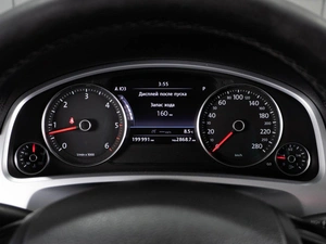 Внедорожник Volkswagen Touareg 2011 года, 2119000 рублей, Тюмень