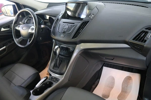Внедорожник Ford Kuga 2016 года, 1599000 рублей, Омск