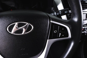 Седан Hyundai Solaris 2013 года, 659000 рублей, Пермь
