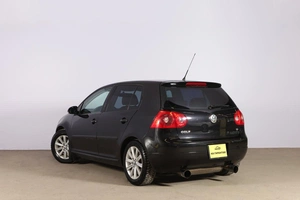 Хетчбэк Volkswagen Golf 2005 года, 659000 рублей, Новосибирск