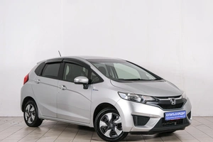 Хетчбэк Honda Fit 2016 года, 1089000 рублей, Красноярск