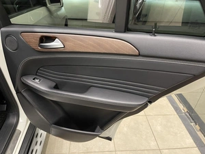 Внедорожник Mercedes-Benz M-класс 2012 года, 2200000 рублей, Красноярск