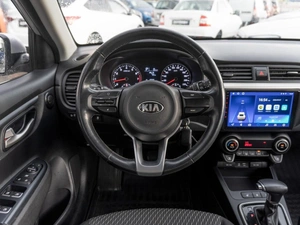 Хетчбэк Kia Rio X-Line 2018 года, 1429000 рублей, Саратов