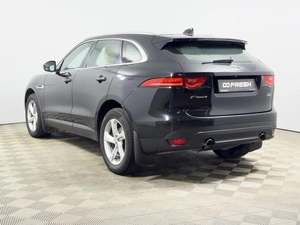 Внедорожник Jaguar F-Pace 2018 года, 3154900 рублей, Казань