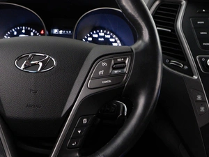 Внедорожник Hyundai Santa Fe 2017 года, 2374444 рублей, Москва