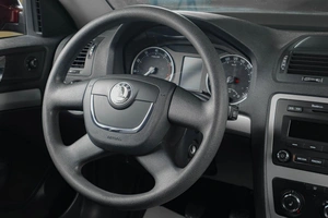 Лифтбек Skoda Octavia 2012 года, 949000 рублей, Тюмень