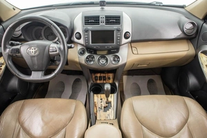 Внедорожник Toyota RAV4 2010 года, 1589000 рублей, Барнаул