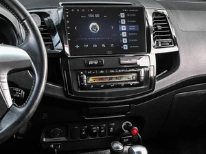 Пикап Toyota Hilux 2014 года, 2489000 рублей, Кирилловка
