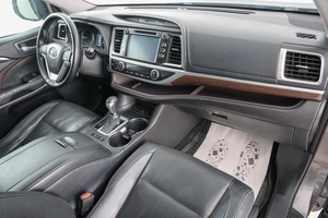 Внедорожник Toyota Highlander 2014 года, 2949000 рублей, Красноярск