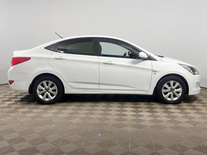 Седан Hyundai Solaris 2016 года, 1298900 рублей, Казань