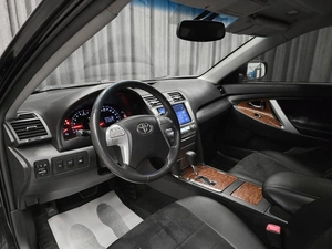 Седан Toyota Camry 2008 года, 1045000 рублей, Красноярск