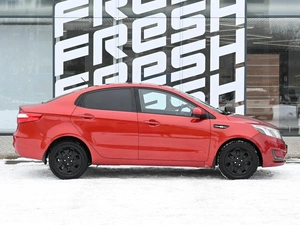 Седан Kia Rio 2013 года, 699000 рублей, Волгоград