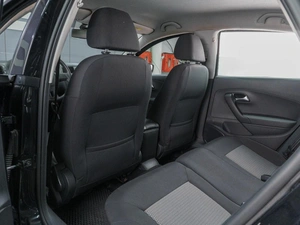 Седан Volkswagen Polo 2015 года, 669000 рублей, Сургут