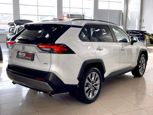 Внедорожник Toyota RAV4 2019 года, 2987000 рублей, Солонцы