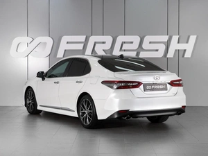 Седан Toyota Camry 2022 года, 4070000 рублей, Красный Пахарь