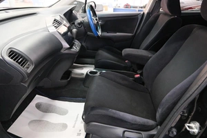 Минивэн Honda Stream 2008 года, 1019000 рублей, Омск