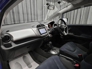 Хетчбэк Honda Fit 2011 года, 949000 рублей, Красноярск