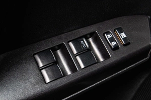 Внедорожник Toyota RAV4 2017 года, 2349000 рублей, Сургут