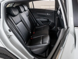 Хетчбэк Kia Rio X-Line 2017 года, 1549000 рублей, Краснодар