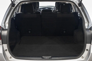 Универсал Toyota Corolla Fielder 2019 года, 1419000 рублей, Барнаул