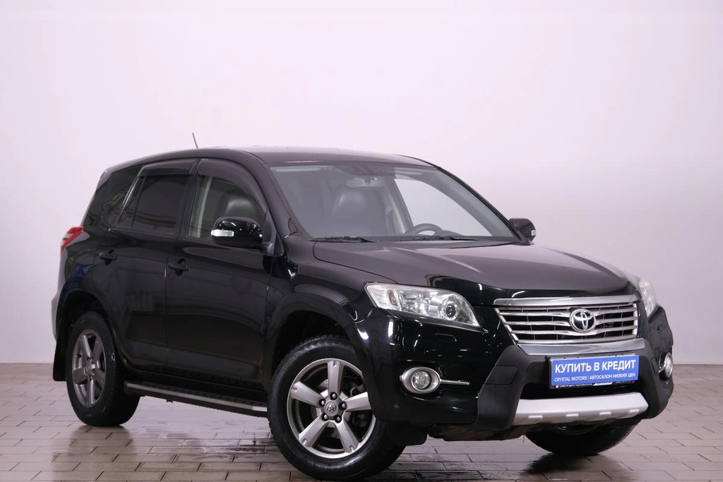 Внедорожник Toyota RAV4 2011 года, 1699000 рублей, Омск