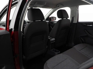 Лифтбек Volkswagen Polo 2021 года, 1637077 рублей, Москва