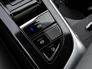 Лифтбек FAW Bestune B70 2023 года, 1870000 рублей, Краснодар