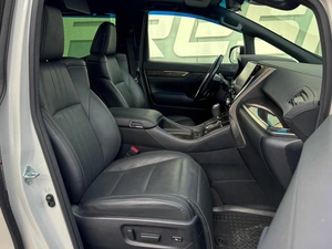 Минивэн Toyota Alphard 2021 года, 8699000 рублей, Кропоткин