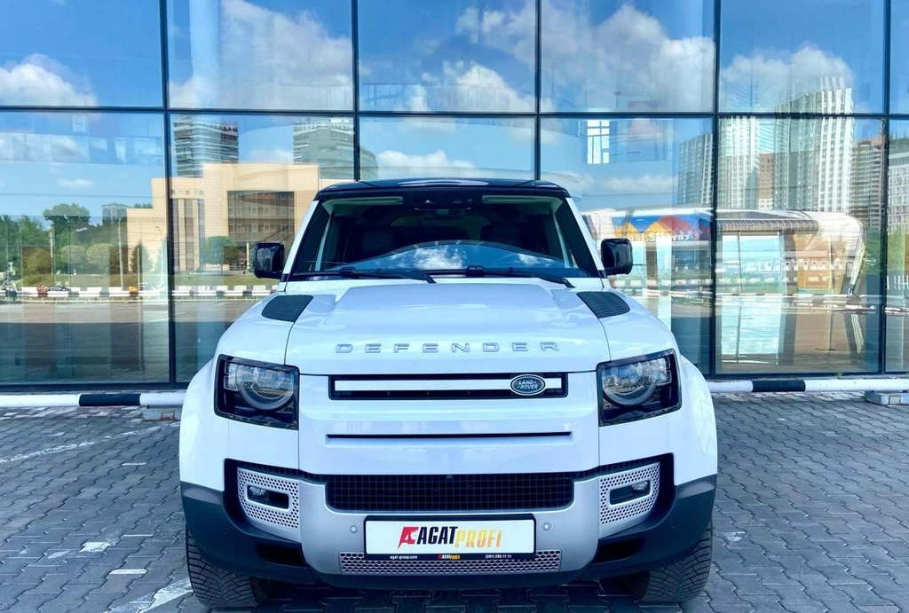 Внедорожник Land Rover Defender 2020 года, 4400000 рублей, Красноярск