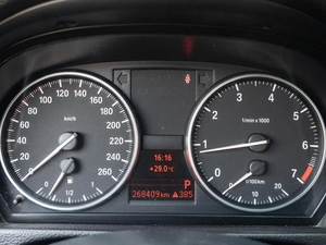 Седан BMW 3 серия 2010 года, 1150000 рублей, Краснодар