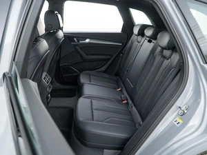 Внедорожник Audi Q5 2025 года, 6049050 рублей, Москва