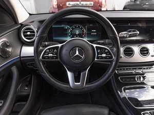 Седан Mercedes-benz E-класс 2020 года, 2339000 рублей, Саратов