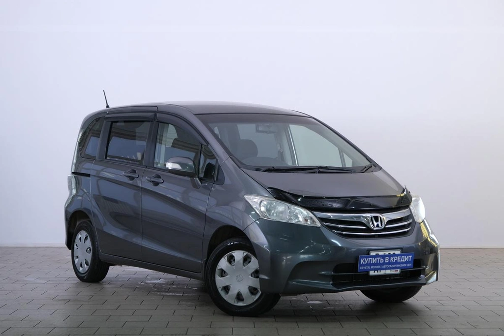 Минивэн Honda Freed 2012 года, 1149000 рублей, Омск