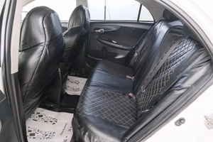 Седан Toyota Corolla 2010 года, 899000 рублей, Красноярск